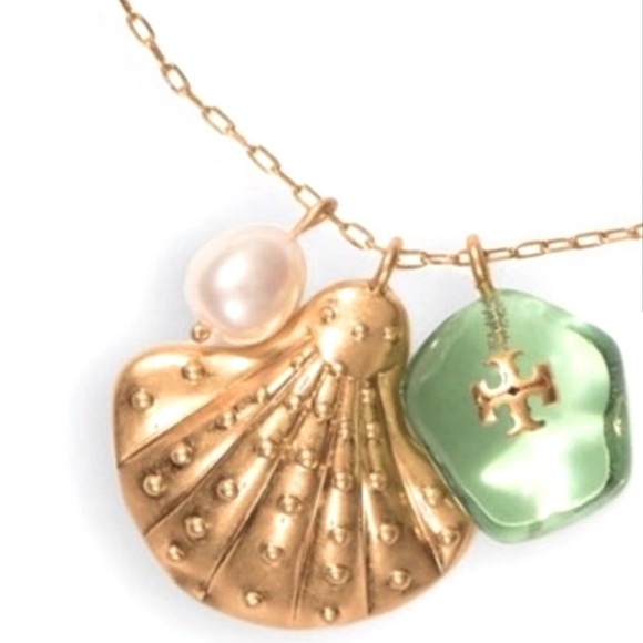 🆕 Tory Burch Sea Of Dreams Charm Pendant Necklace - Picture 14 of 15
